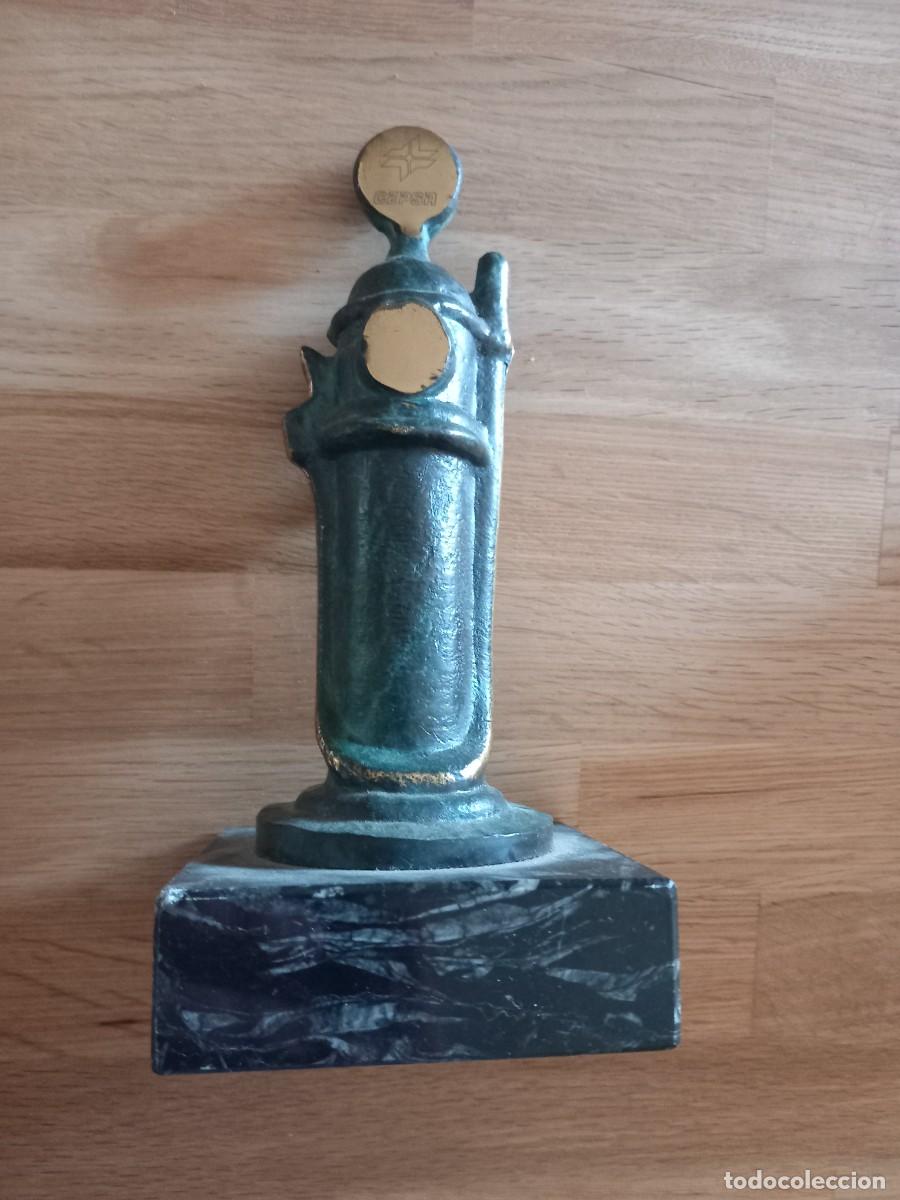 Arte: Escultura surtidor bronce antigua
