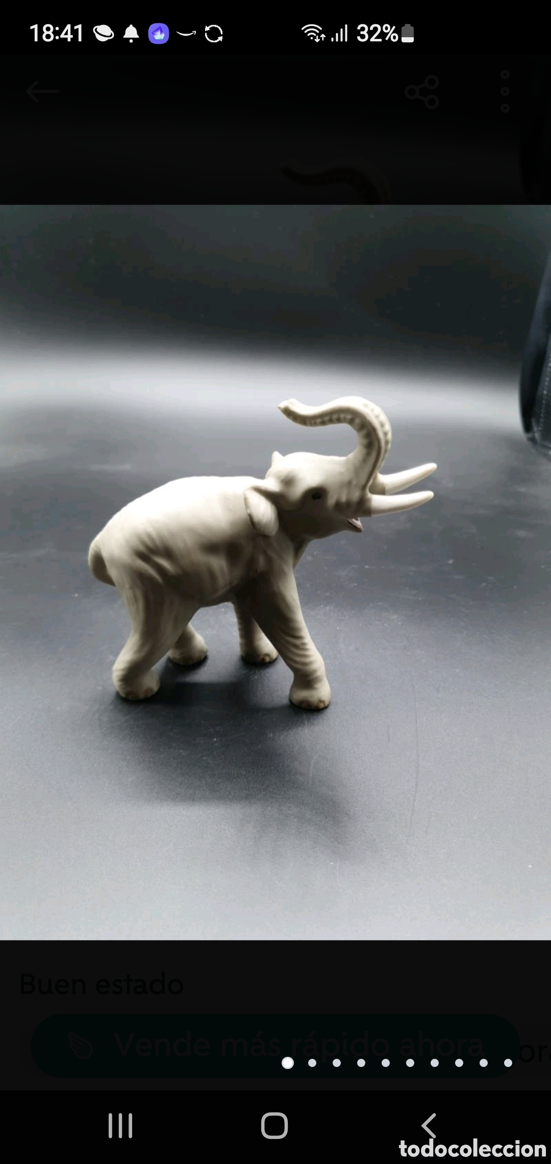 Arte: Elefante con la trompa levantada - Foto 1