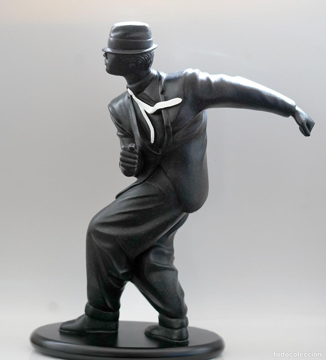 Arte: Hombre swing ....resina - Foto 1