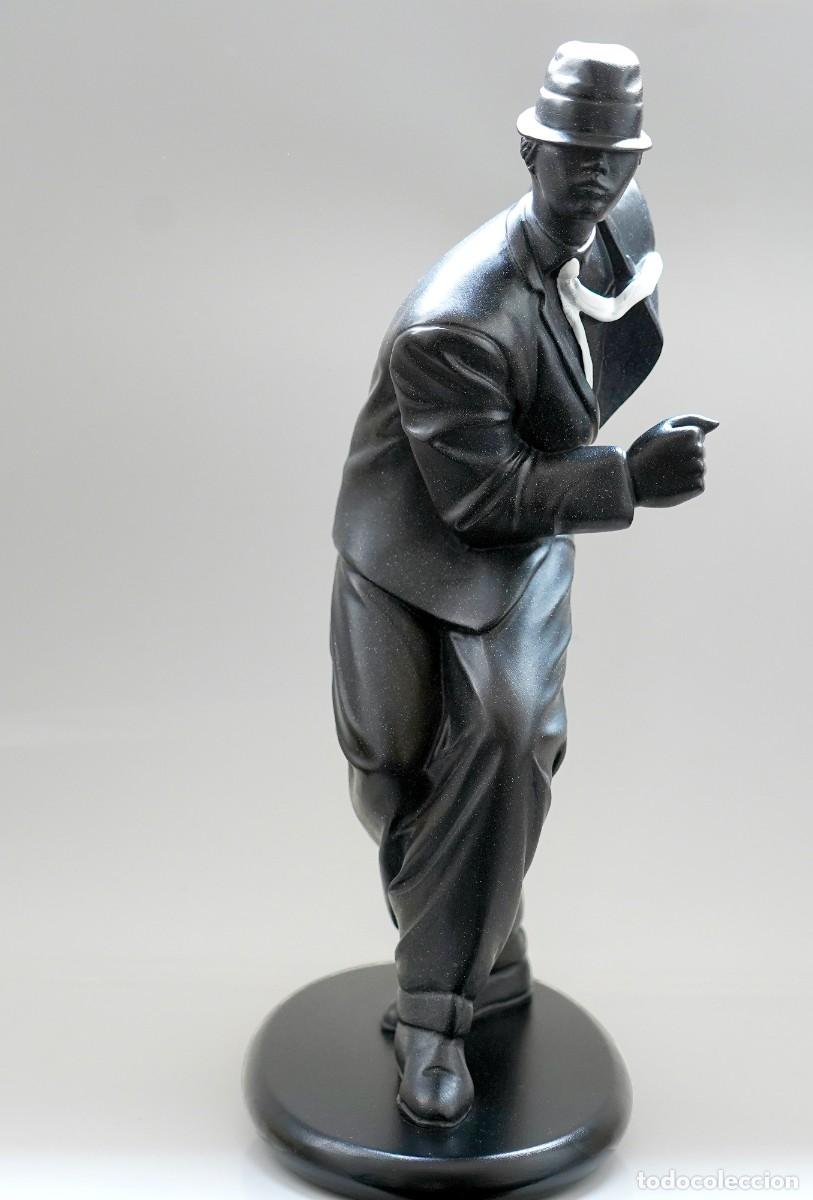 Arte: Hombre swing ....resina - Foto 3