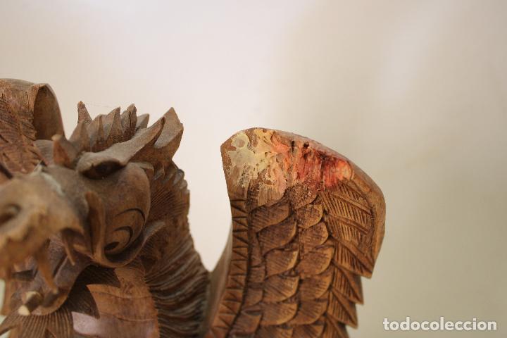 Arte: talla dragon alado de madera - Foto 7