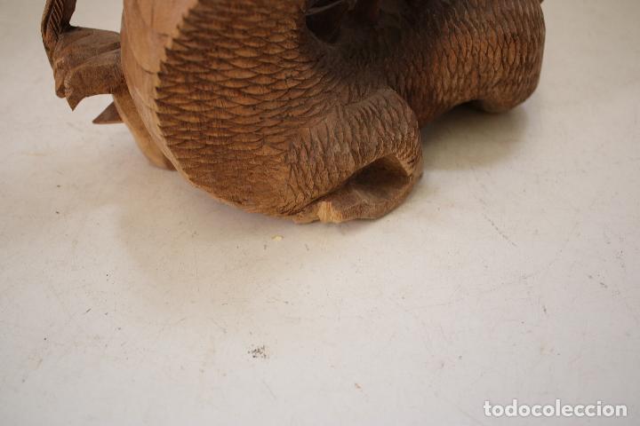 Arte: talla dragon alado de madera - Foto 10