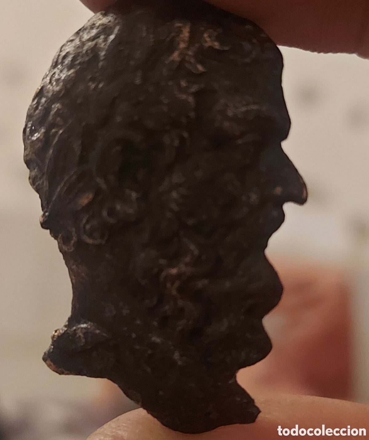 Arte: Busto perfil griego de bronce - Foto 3