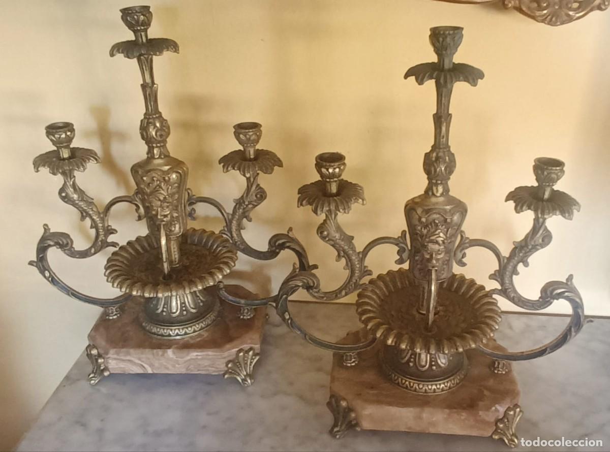 Arte: PAREJA DE CANDELABROS BRONCE - Foto 1