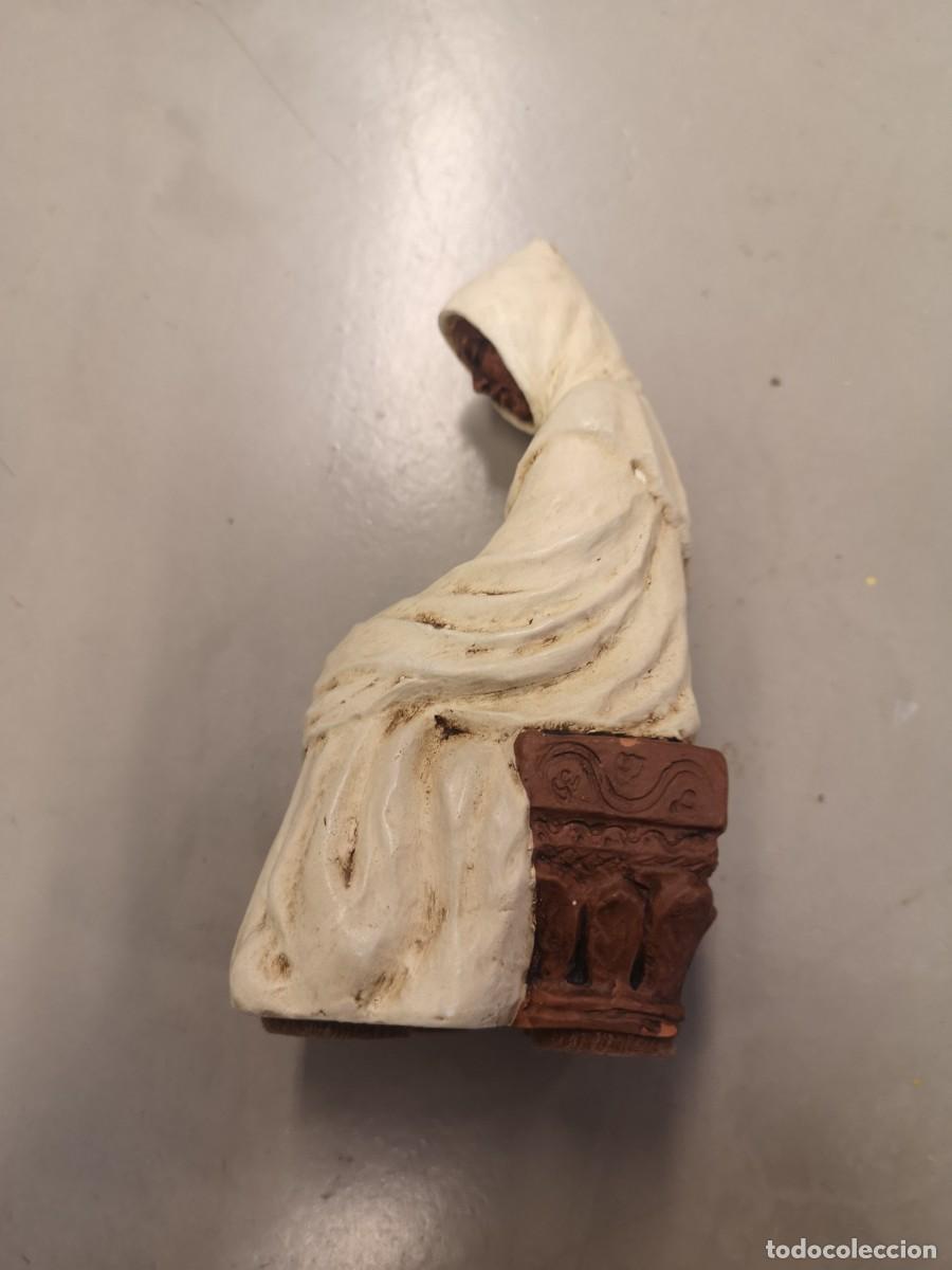 Arte: Monje, en terracota. - Foto 1