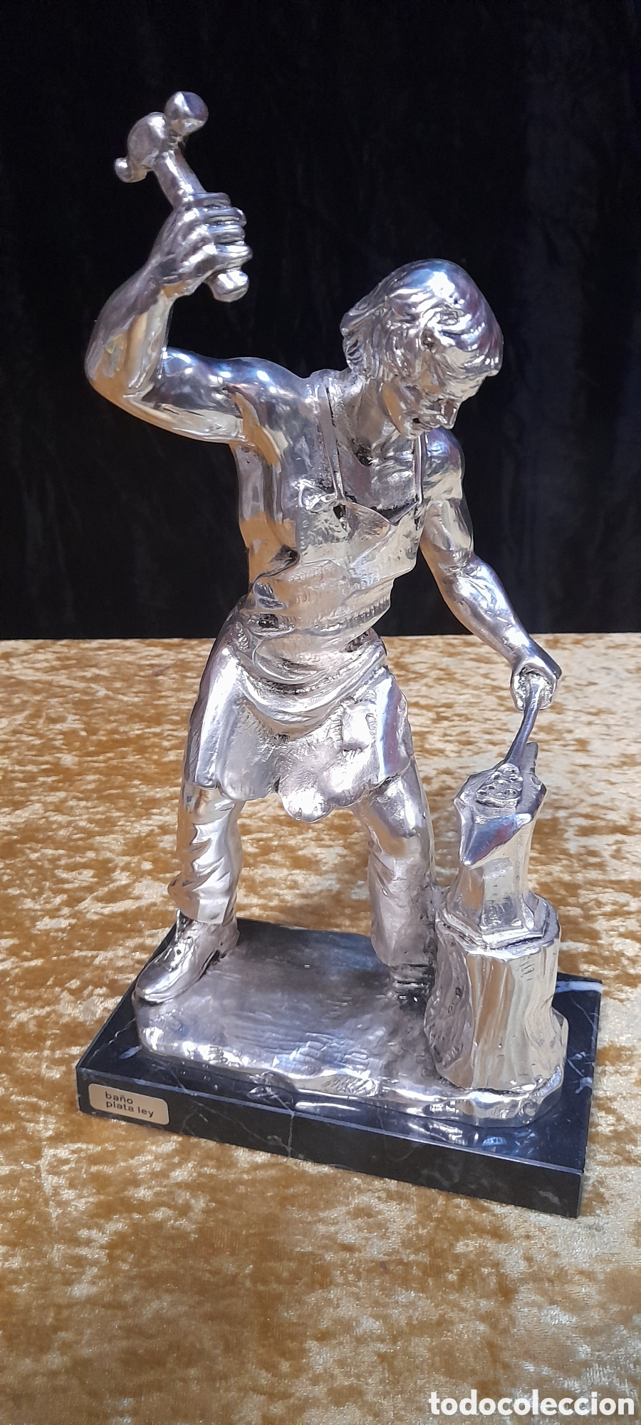 Arte: Figura de herrero con base de m&aacute;rmol. - Foto 2