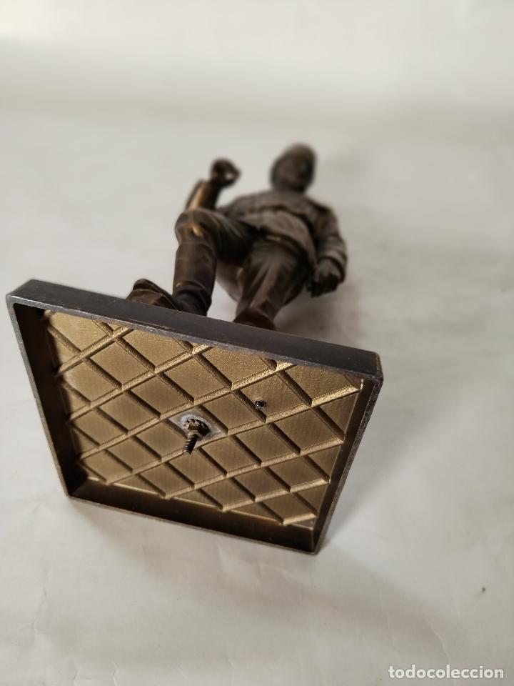 Arte: escultura de calamina - Foto 4