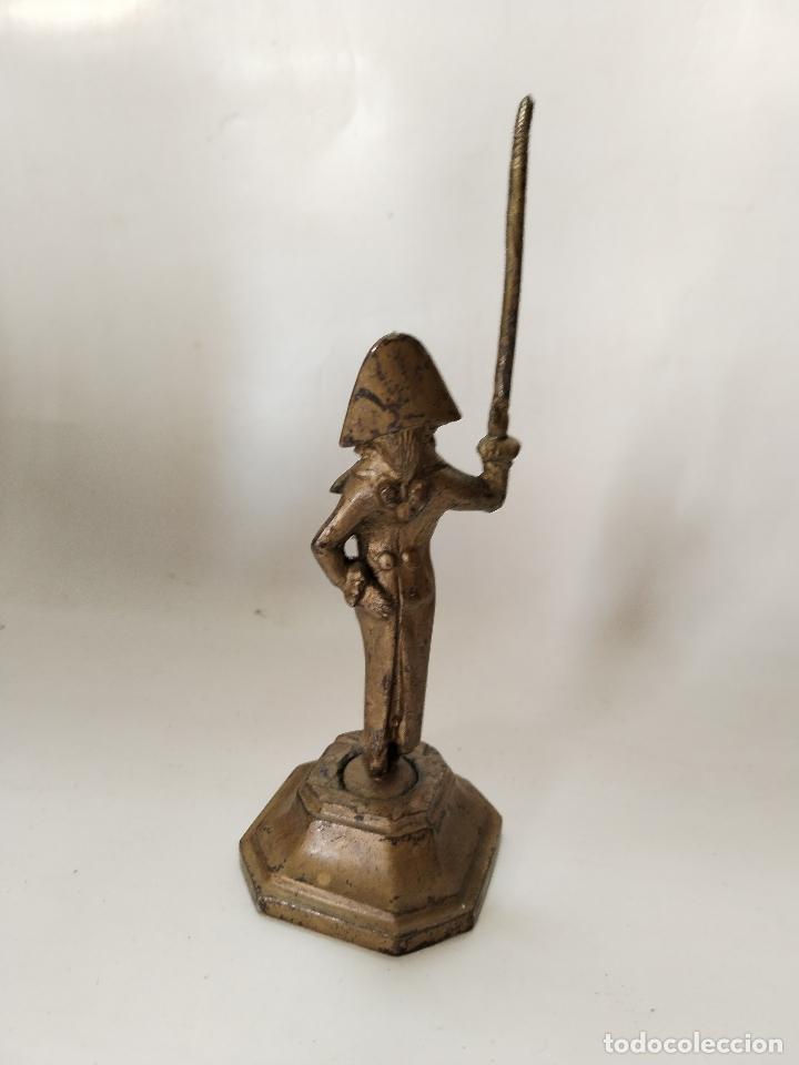 Arte: figura de bronce - c108 - Foto 3