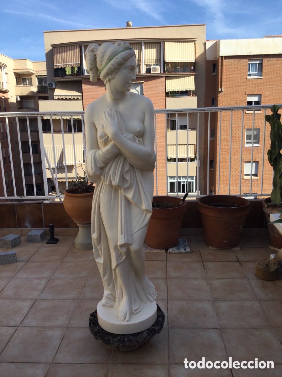Arte: Diosa de resina con base en piedra - Foto 5