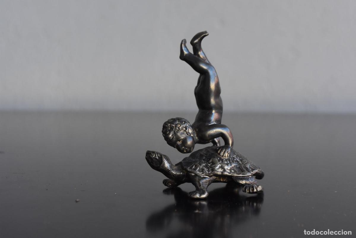 Arte: Bronze argent&eacute; b&eacute;b&eacute; acrobate - Foto 2
