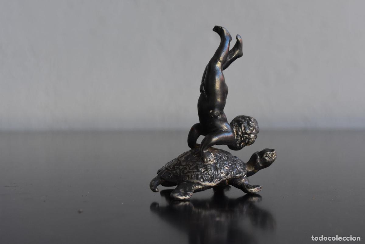 Arte: Bronze argent&eacute; b&eacute;b&eacute; acrobate - Foto 6