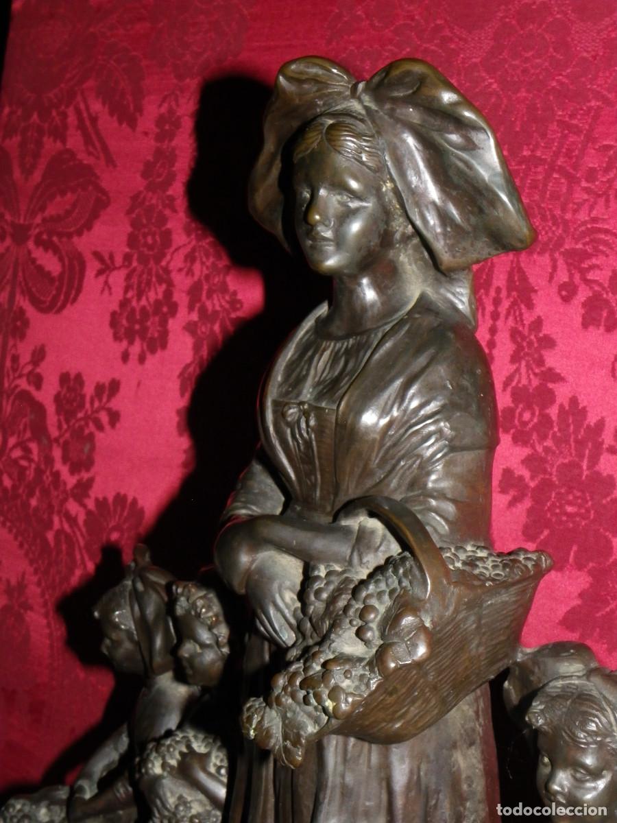 Arte: Bronce Ni&ntilde;os en la vendimia - Foto 12