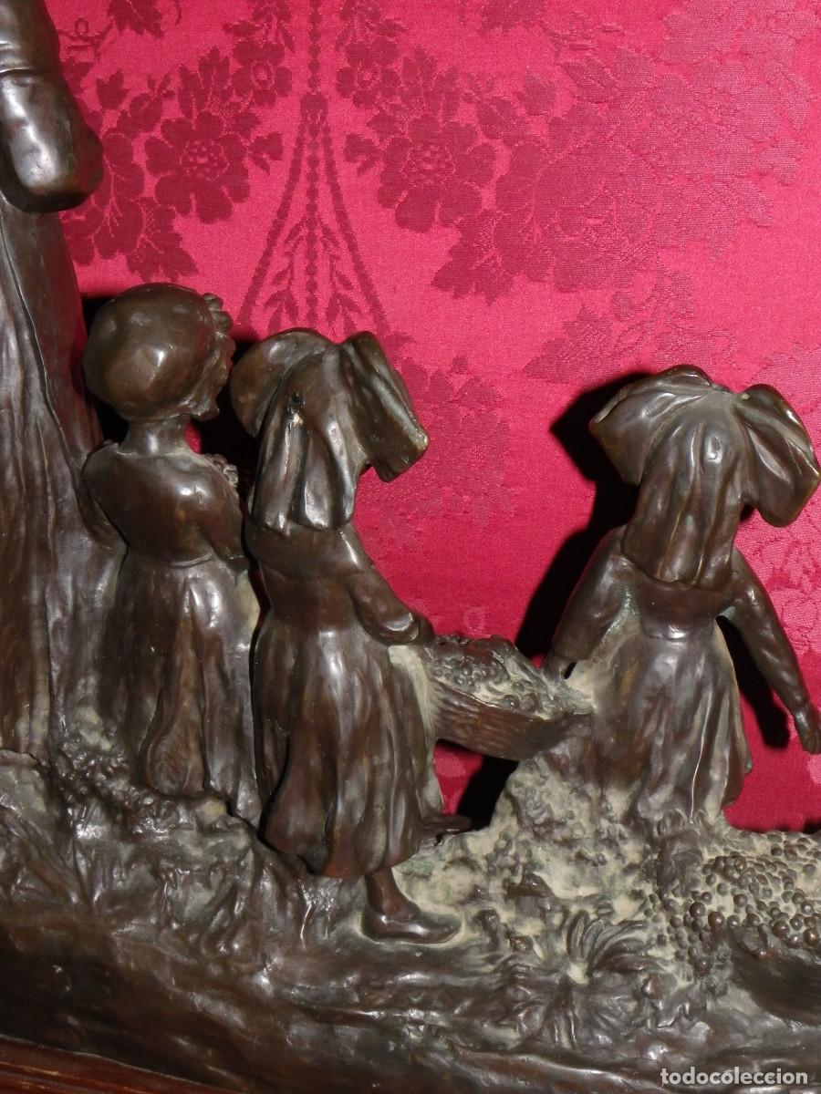 Arte: Bronce Ni&ntilde;os en la vendimia - Foto 17