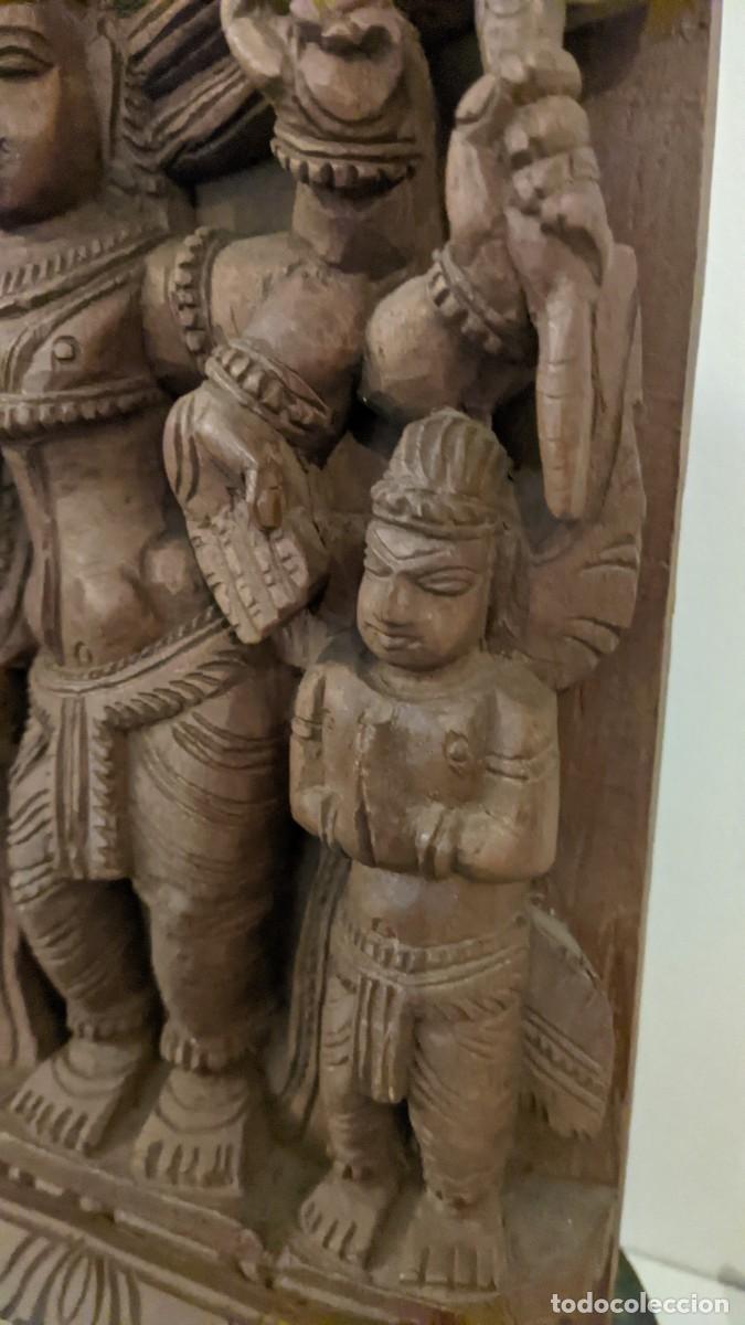 Arte: PANEL DE MADERA TALLADA QUE REPRESENTA A VISHNU CON SRI DEVI Y BHU DEVI, INDIA - Foto 7
