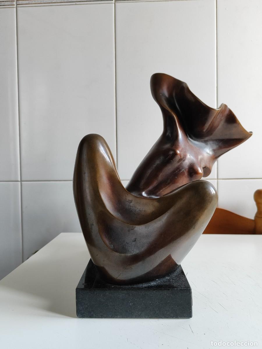 Arte: Bronce Lola Pons - Foto 1