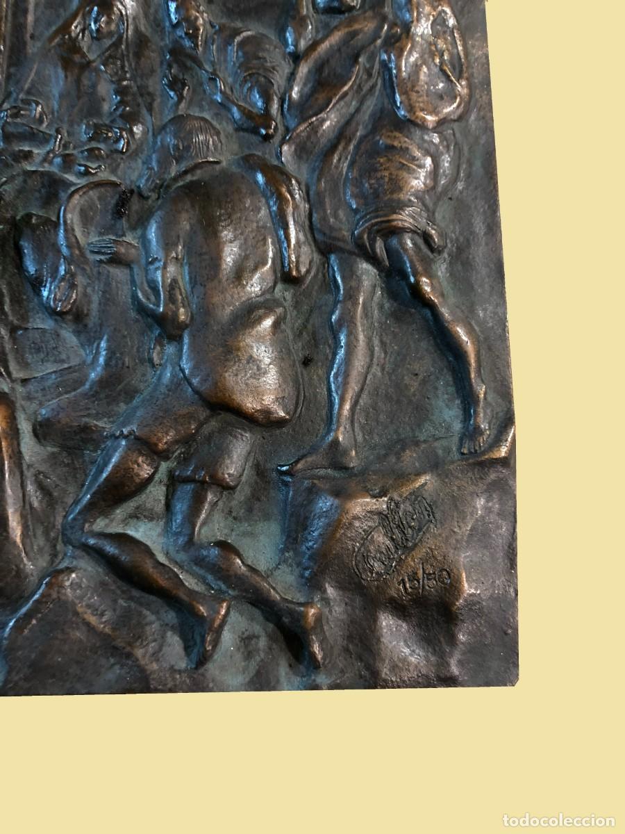 Arte: relieve en bronce que representa la natividad del greco - Foto 2