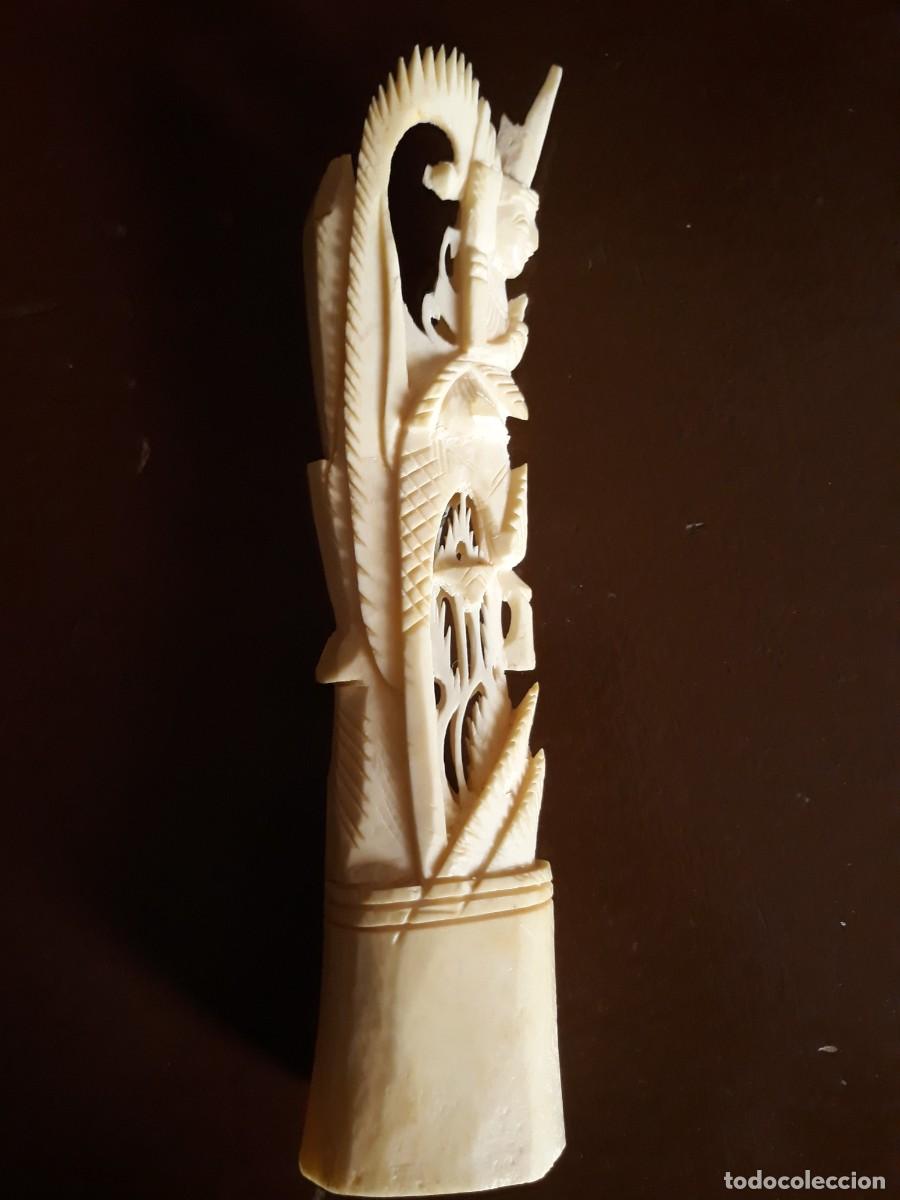 Arte: FIGURA DE HUESO - Foto 2