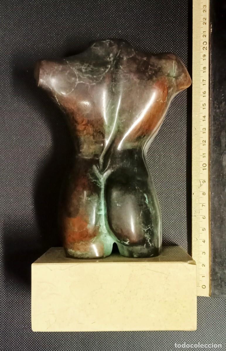 Arte: Torso masculino de bronce - Foto 2