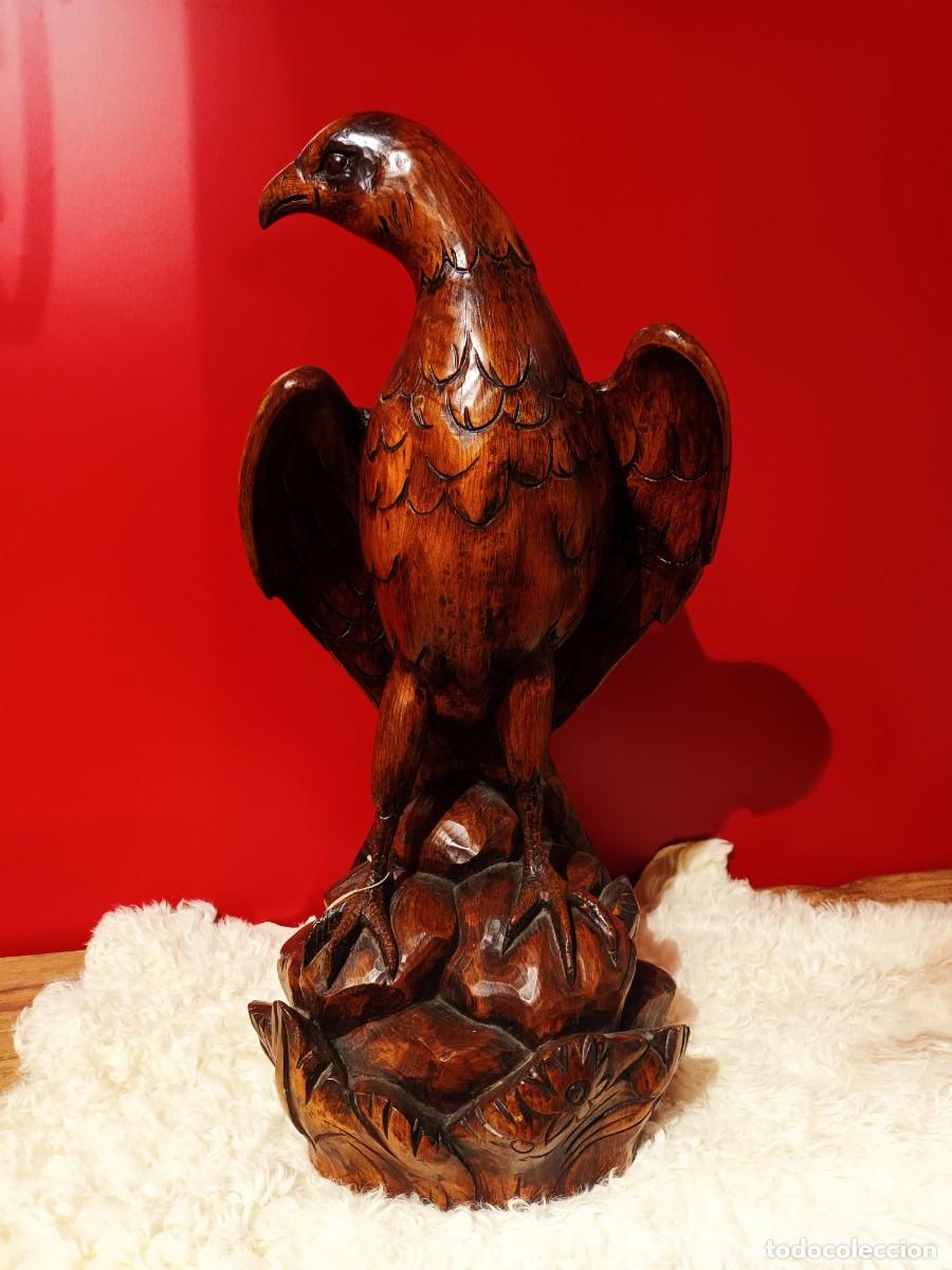 Arte: Talla en madera &Aacute;guila real - Foto 1