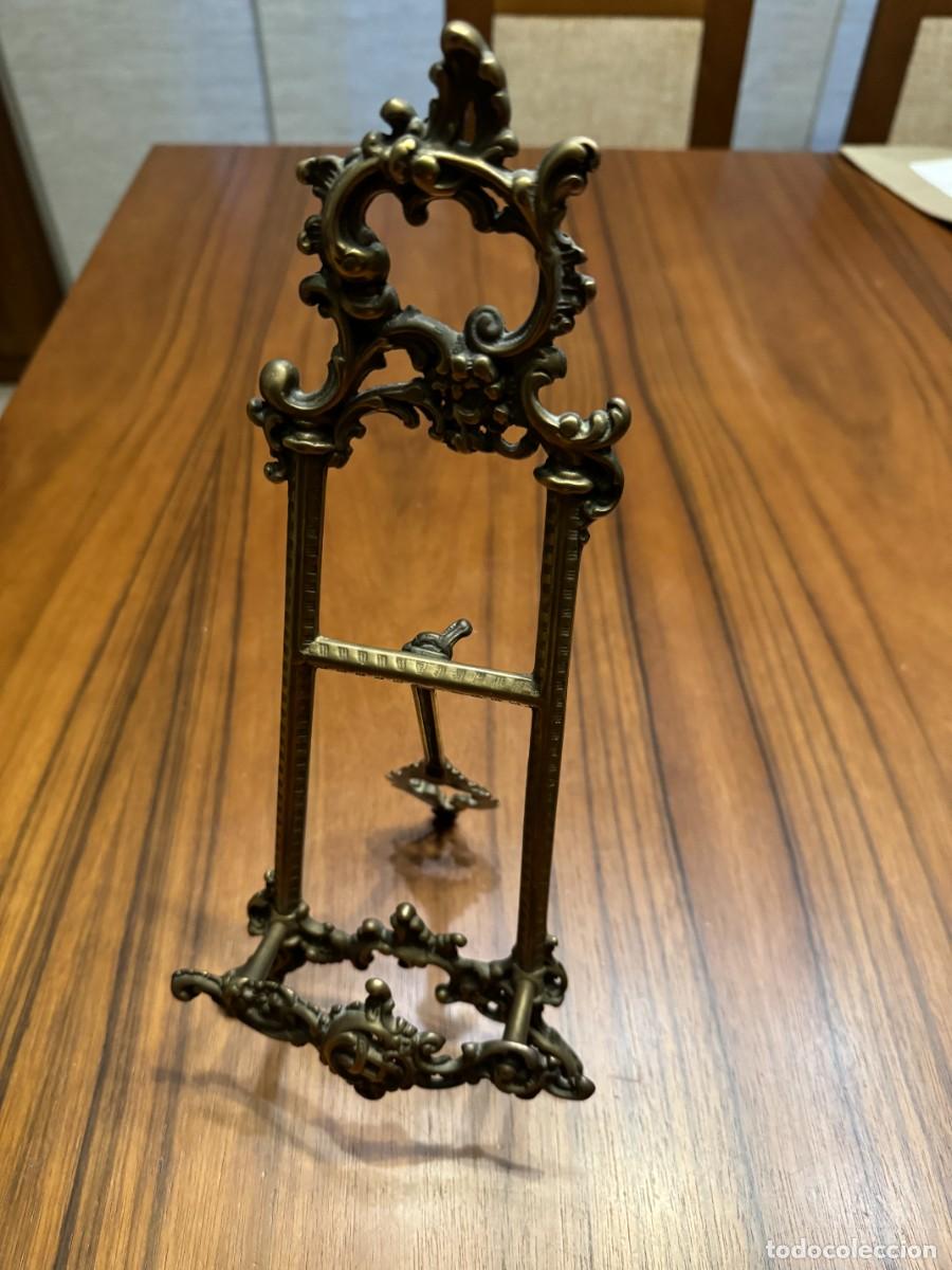Arte: Antiguo tripode en broce - Foto 1