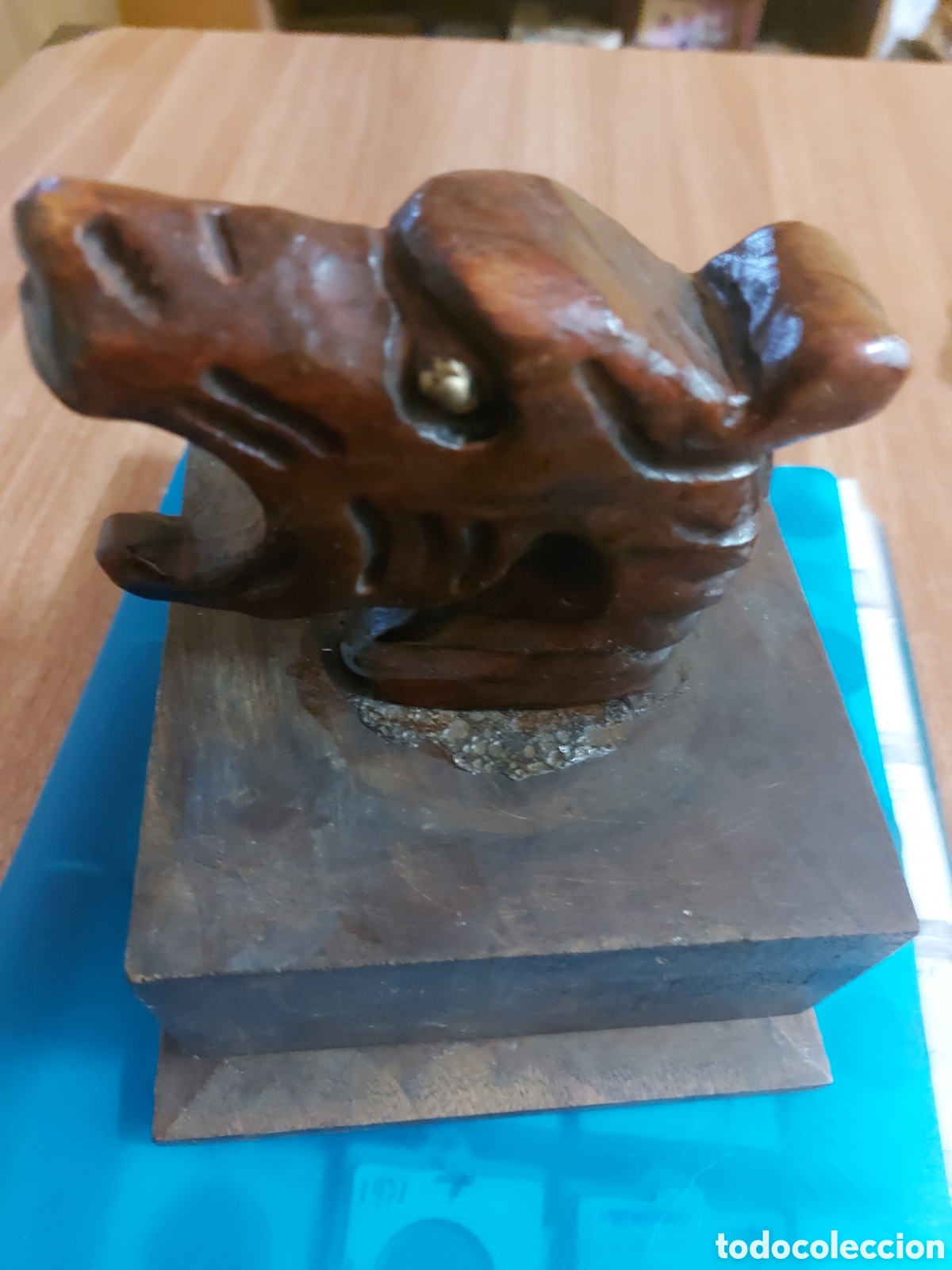 Arte: Escultura de perro de madera - Foto 1