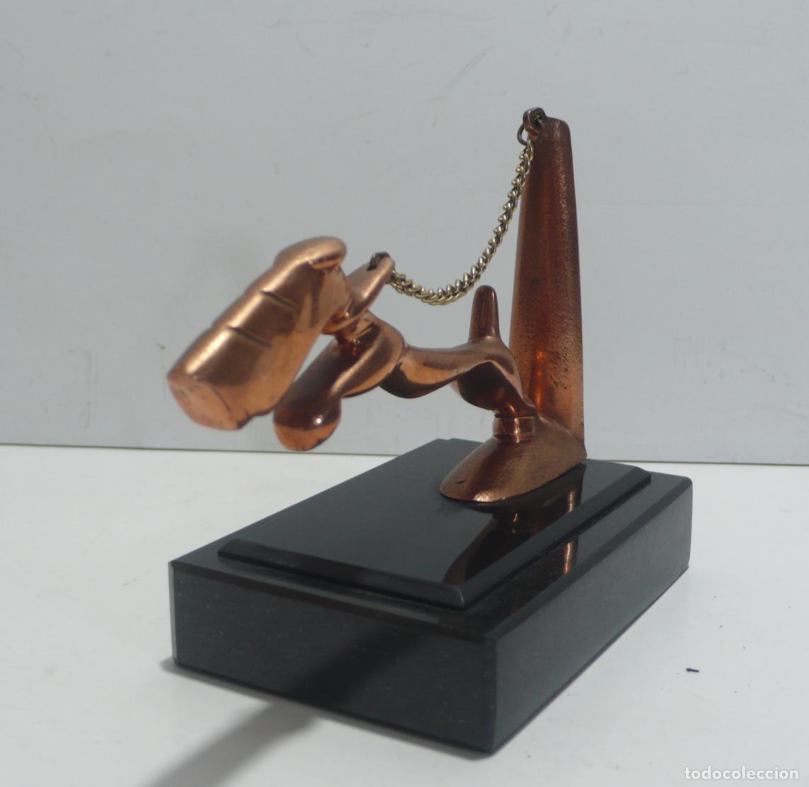 Arte: PERRO FIGURA - Foto 2