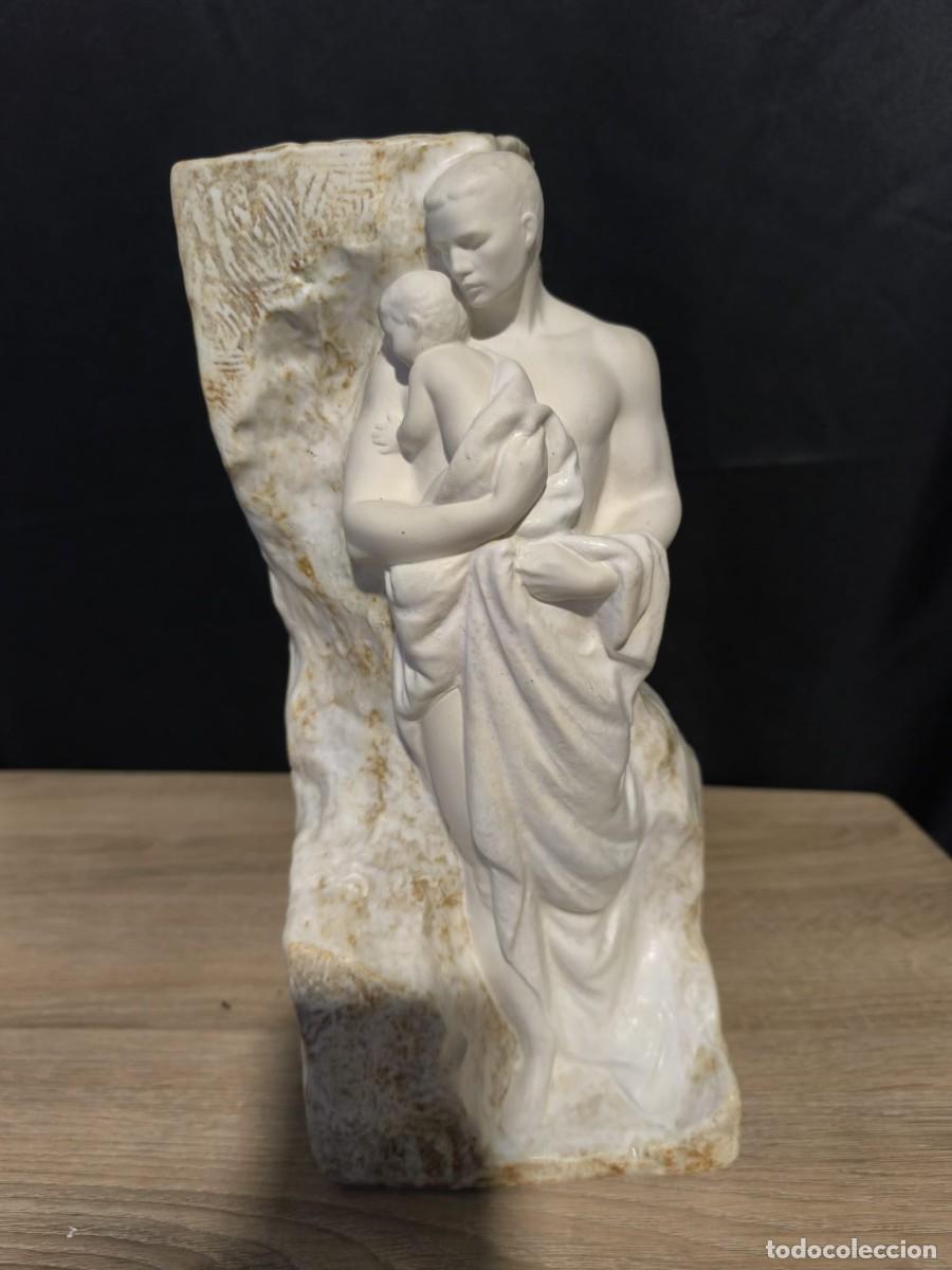 Arte: figura paternidad Lladr&oacute; - Foto 1