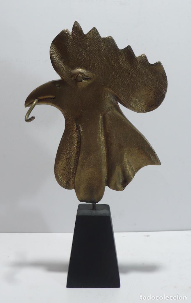Arte: CABEZA DE GALLO EN BRONCE - Foto 1