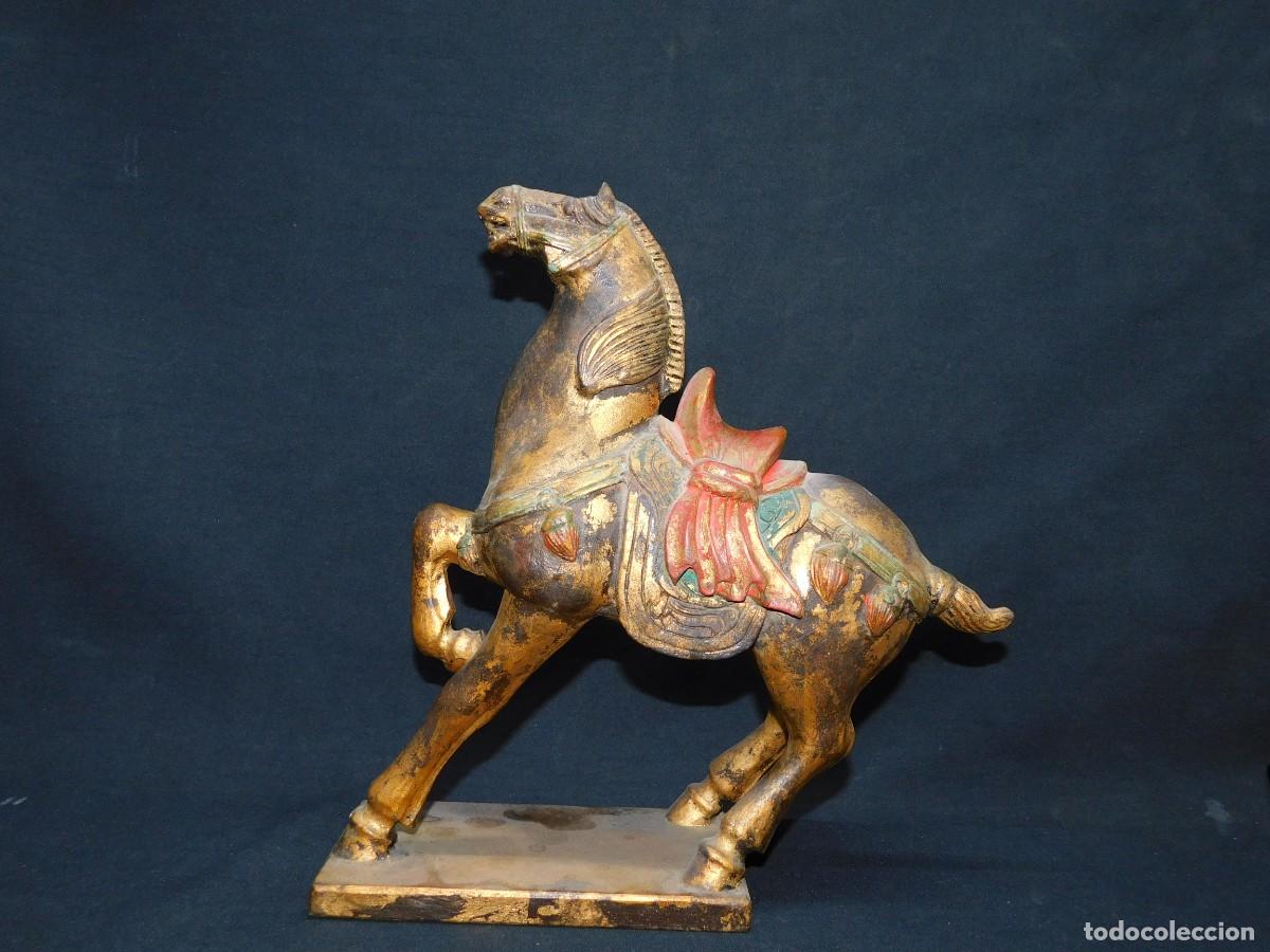 Arte: CABALLO TALLA DE MADERA - Foto 2