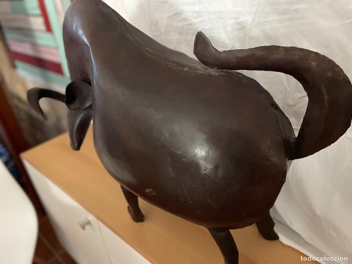 Arte: Toro de Bronce estilo Botero - Foto 2