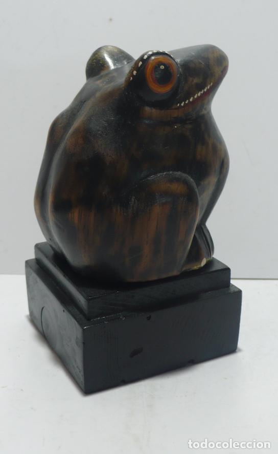 Arte: RANA TALLADA EN MADERA - Foto 3