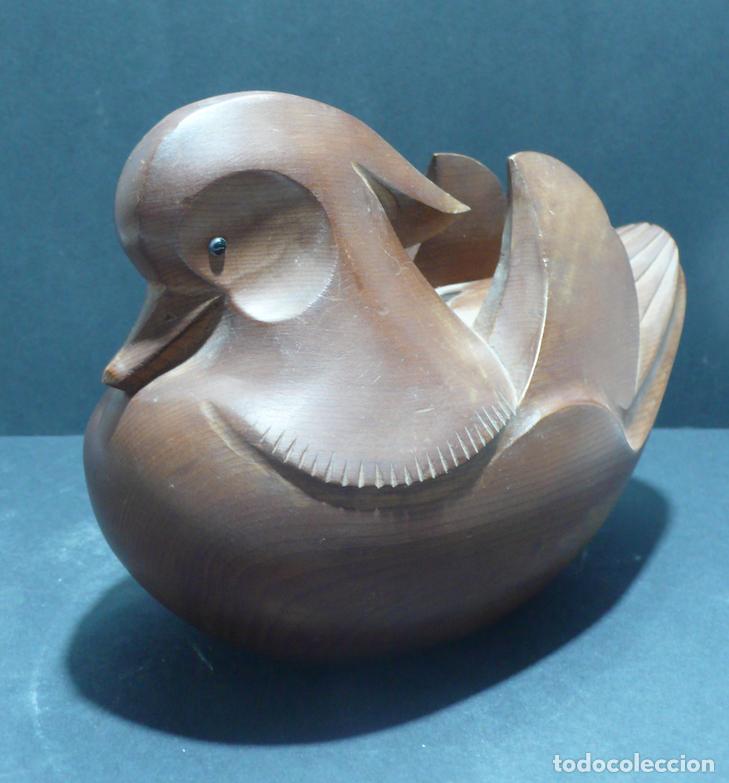 Arte: TALLA EN MADERA DE UN PATO - Foto 1