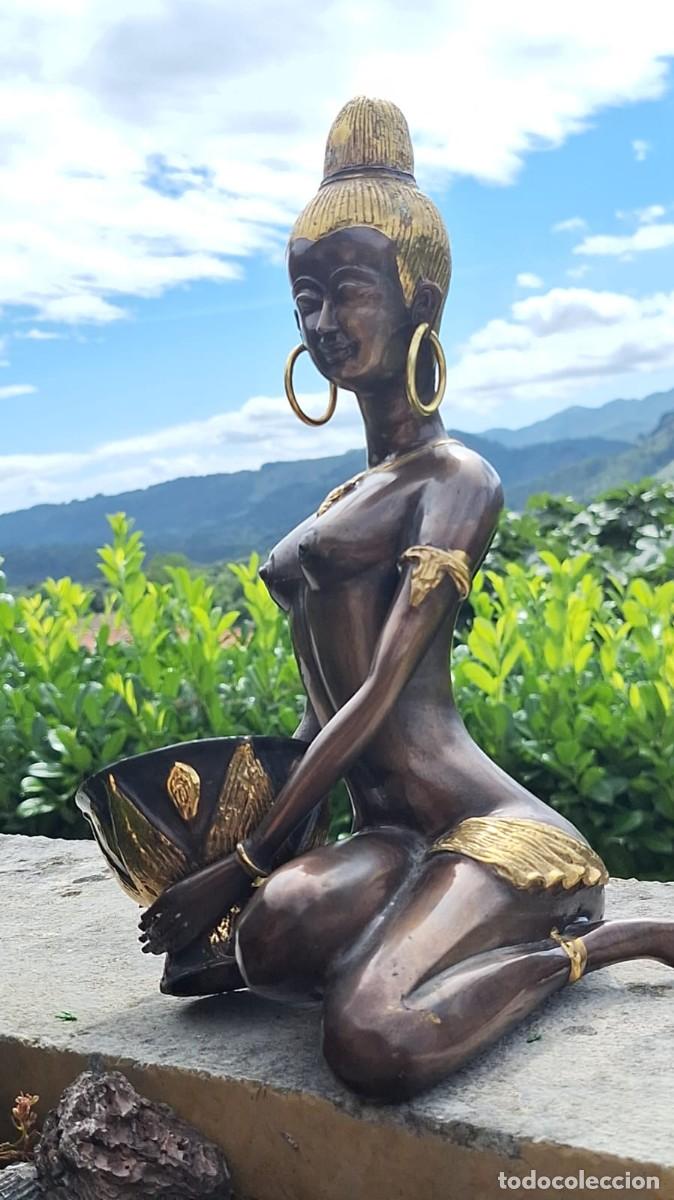 Arte: Imponente Diosa Hind&uacute; Buda de Bronce - Foto 5