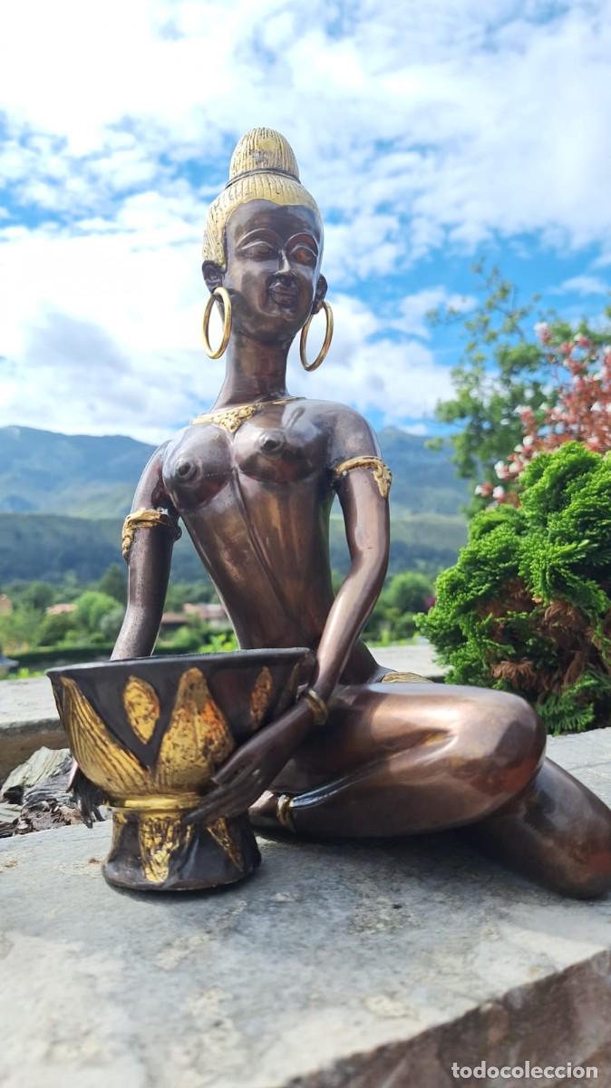 Arte: Imponente Diosa Hind&uacute; Buda de Bronce - Foto 11