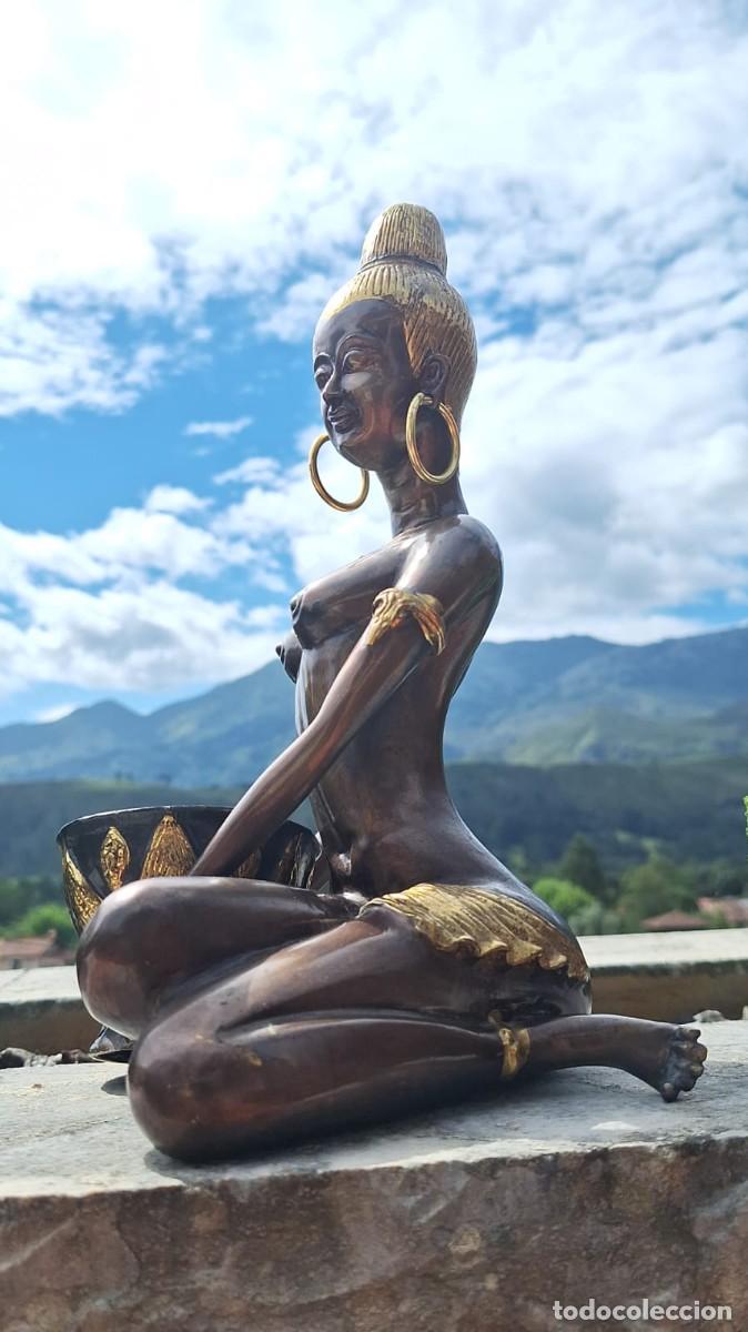 Arte: Imponente Diosa Hind&uacute; Buda de Bronce - Foto 13