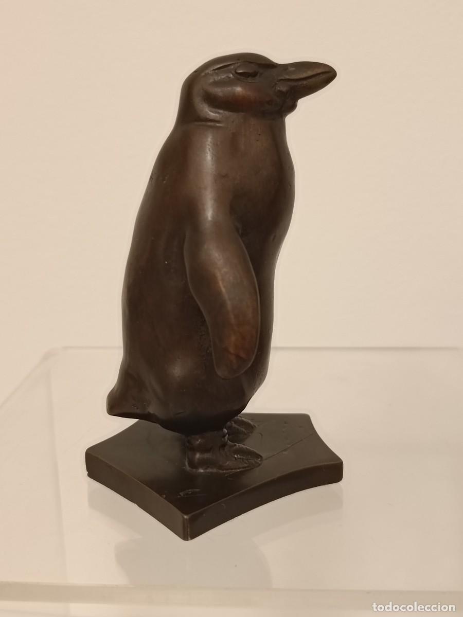 Arte: FIGURA DE PING&Uuml;INO EN BRONCE - Foto 2