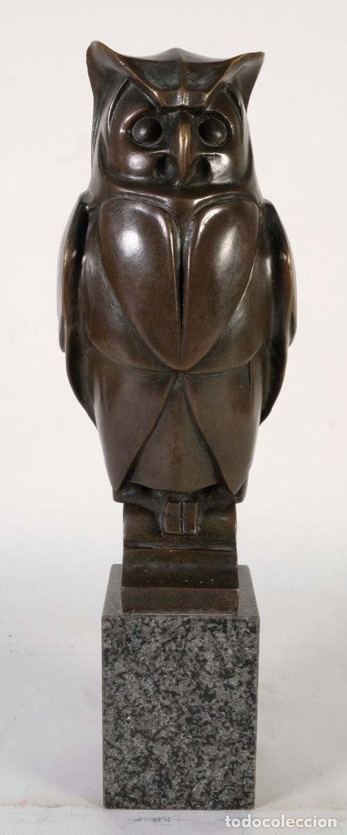 Arte: Escultura de b&uacute;ho en bronce - Foto 1