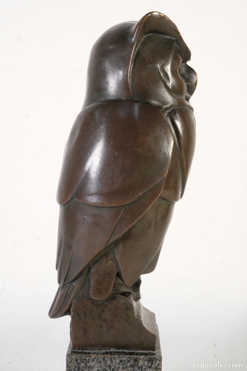 Arte: Escultura de b&uacute;ho en bronce - Foto 5