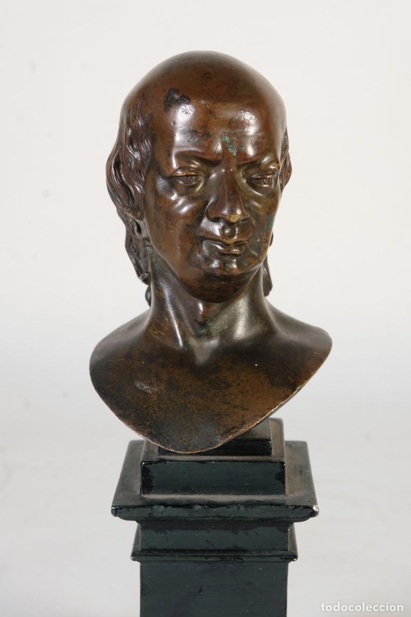 Arte: Busto de caballero en bronce - Foto 2