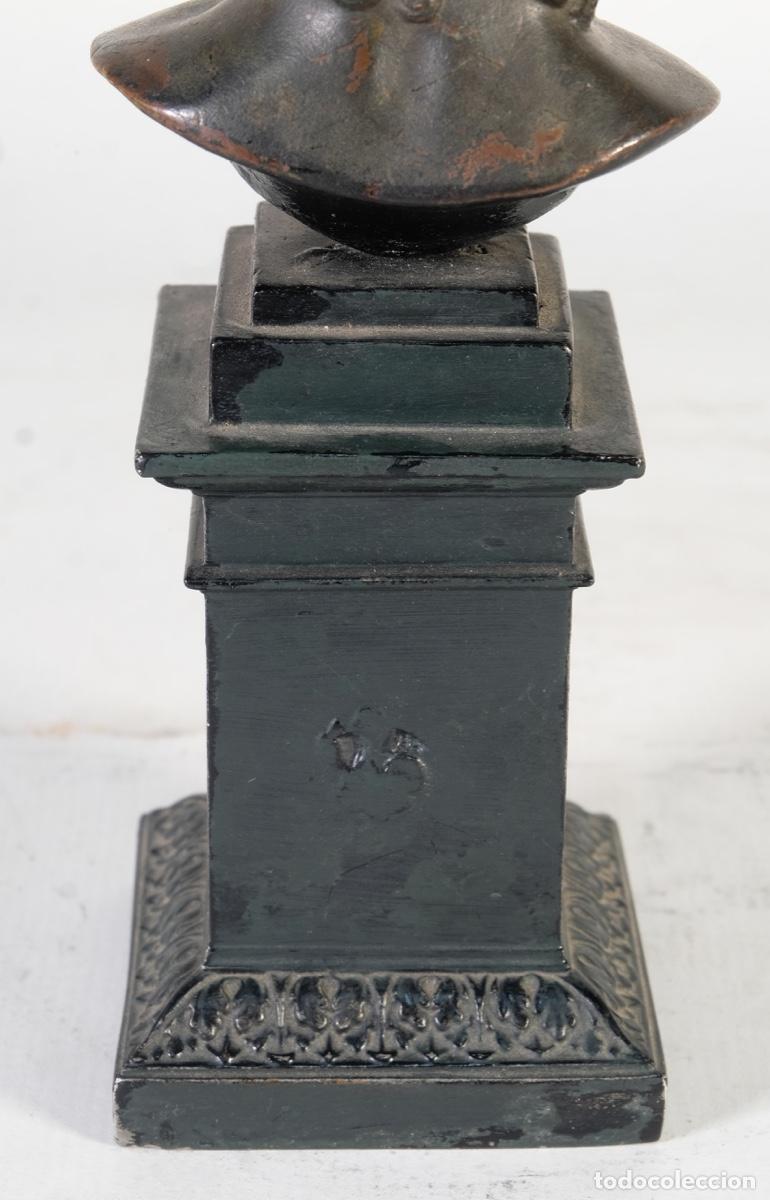Arte: Busto de caballero en bronce - Foto 8
