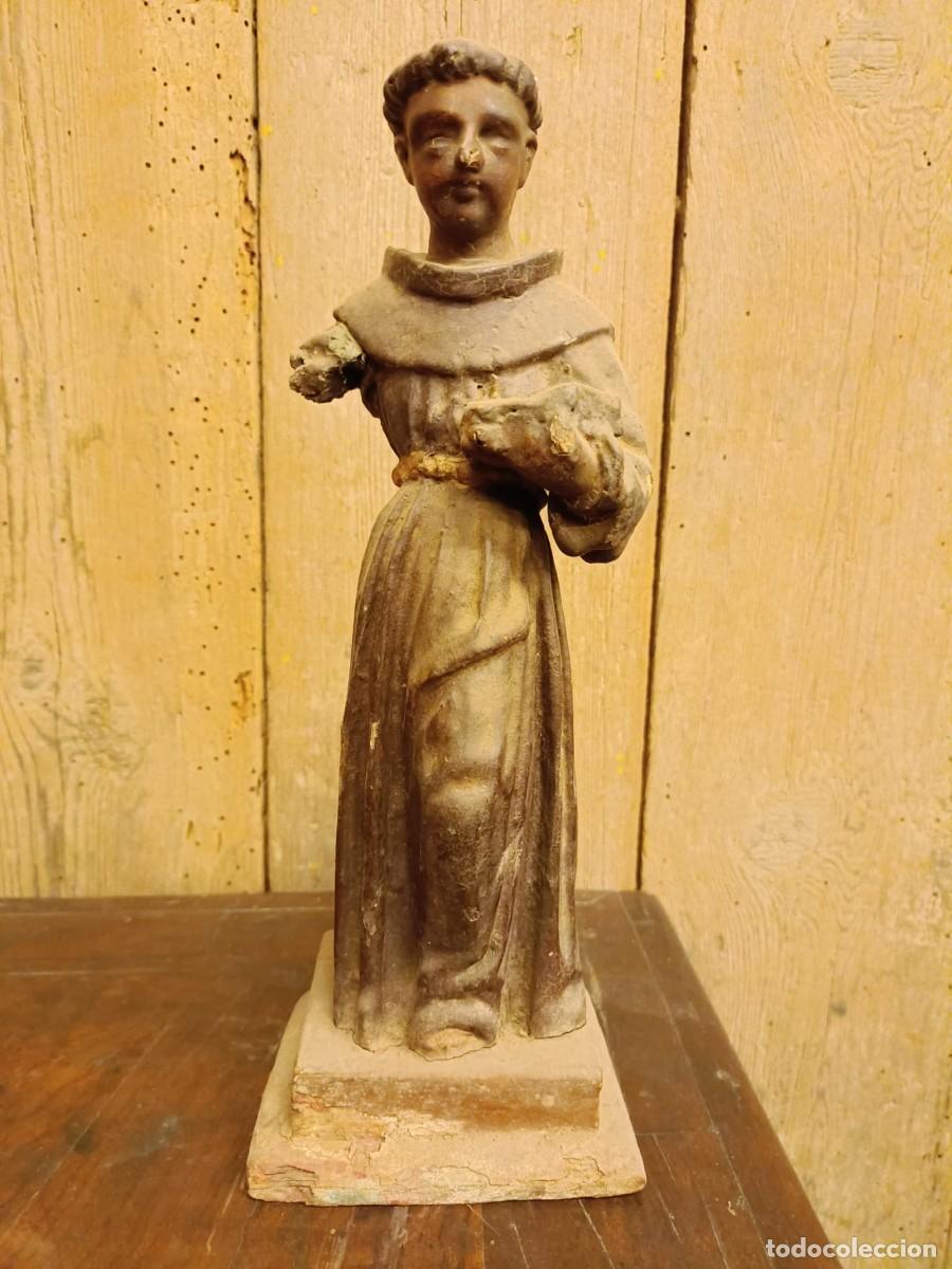 Arte: Figura de santo con libro como atributo - Foto 1