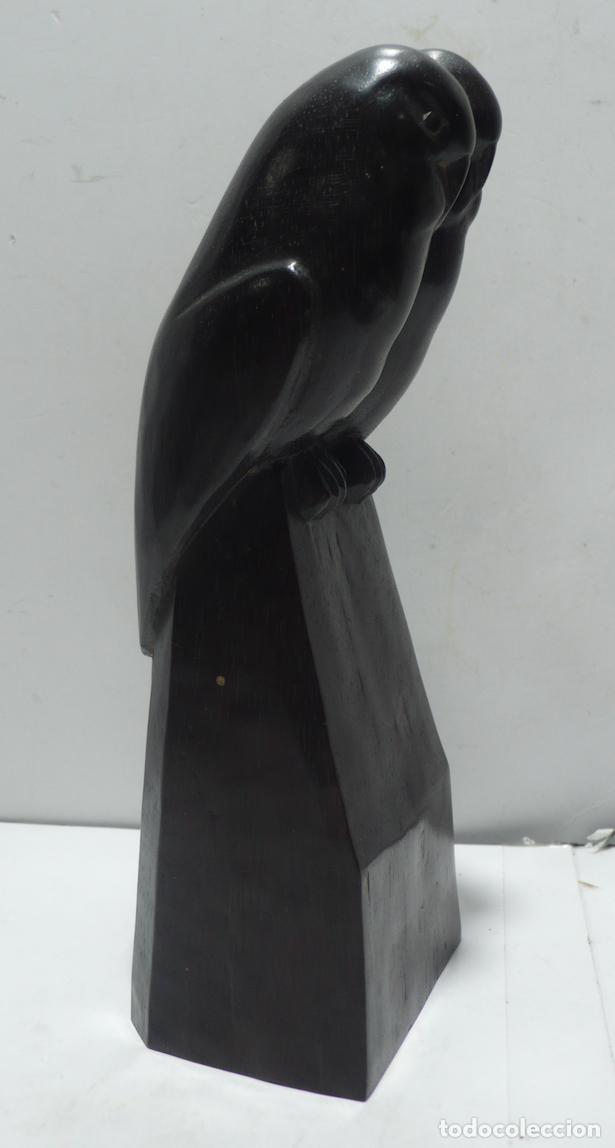 Arte: TALLA DE MADERA DE LOROS - Foto 3