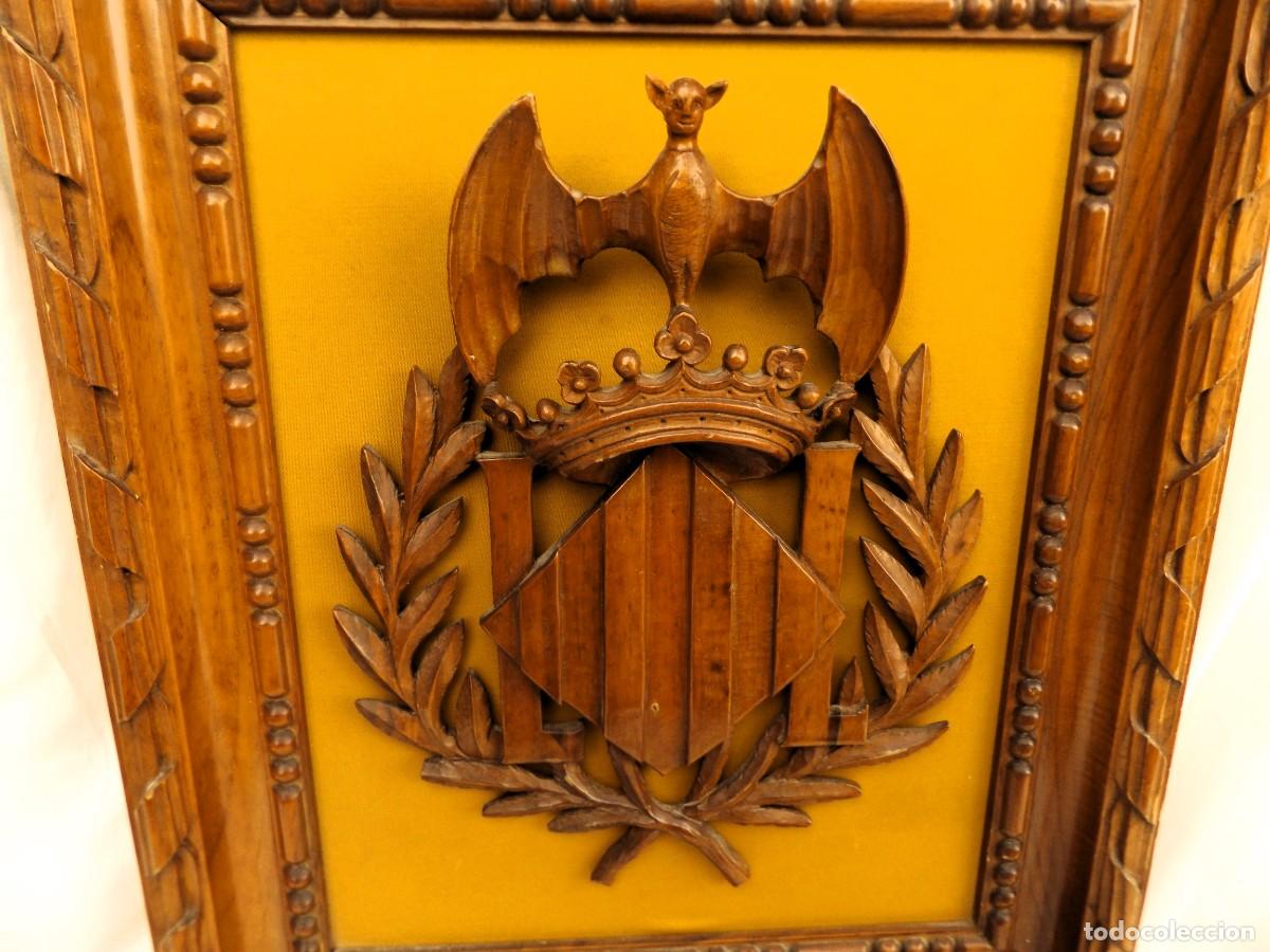 Arte: cuadro con el escudo de Valencia - Foto 1