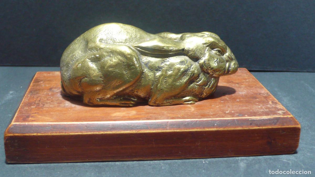 Arte: PEQUE&Ntilde;O CONEJO EN BRONCE - Foto 1