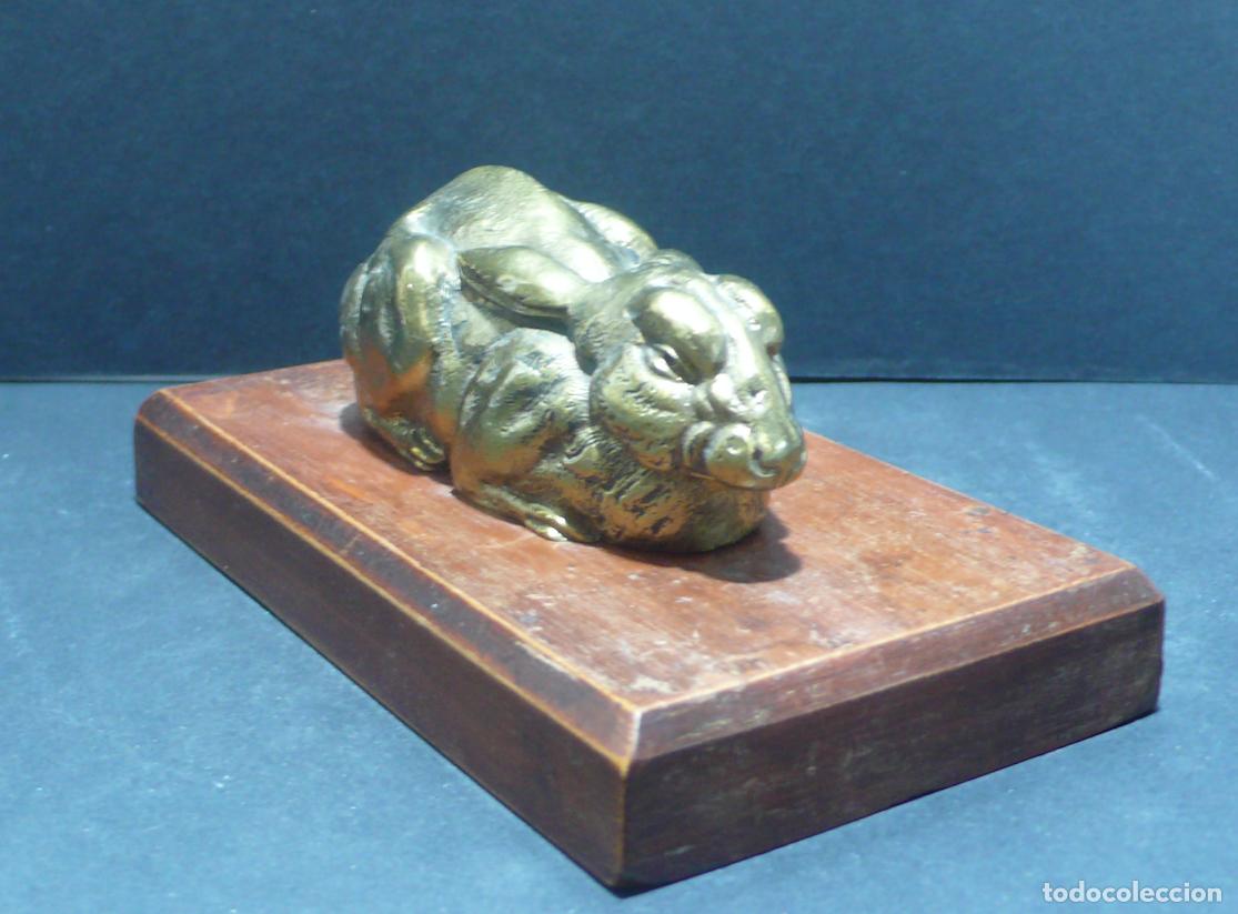 Arte: PEQUE&Ntilde;O CONEJO EN BRONCE - Foto 2