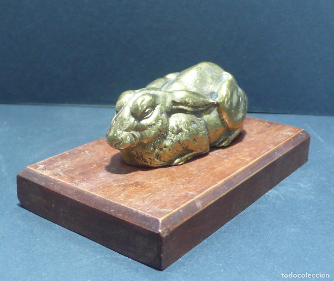 Arte: PEQUE&Ntilde;O CONEJO EN BRONCE - Foto 3