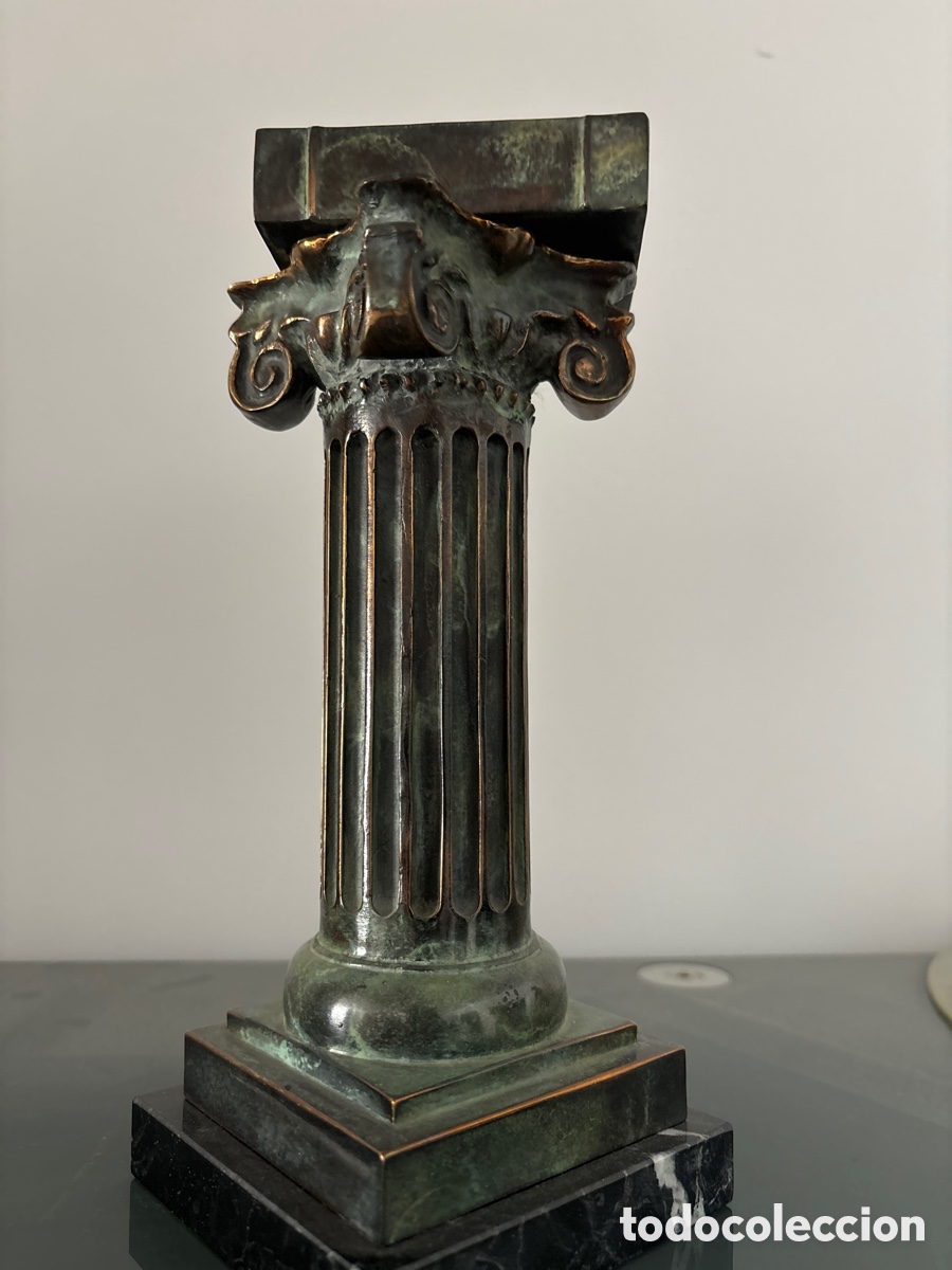 Arte: Columna J&oacute;nica Bronce - Foto 1