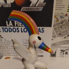 Gorra CURRO Mascota Expo Sevilla 92 – Gorra Ajustable Adulto, Impresión Sublimación De Alta Calidad