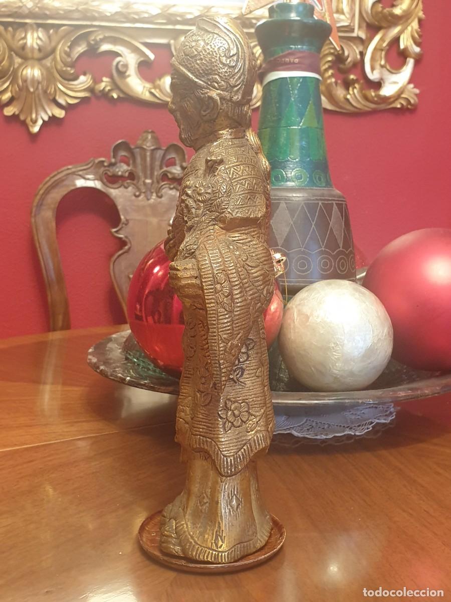 Arte: Estatua china de bronce - Foto 2
