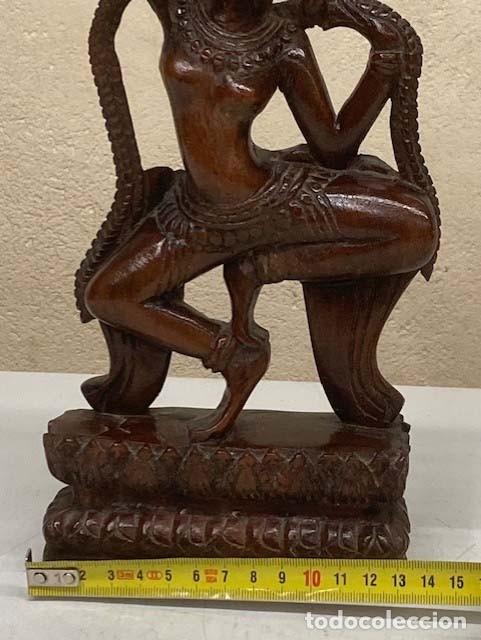 Arte: Figura de Apsara danzando en madera noble - Foto 6
